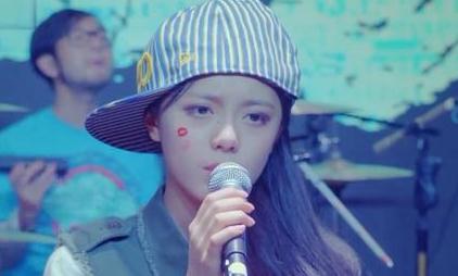 明星經(jīng)紀(jì)公司劇透《我的體育老師》最新劇情:莉莉知道王小米和馬克再婚